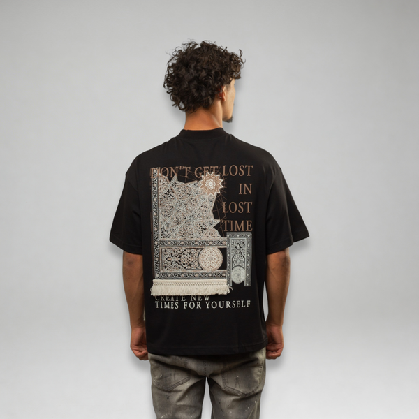 Blanc Kanvas 'Lost in Time' T-Shirt